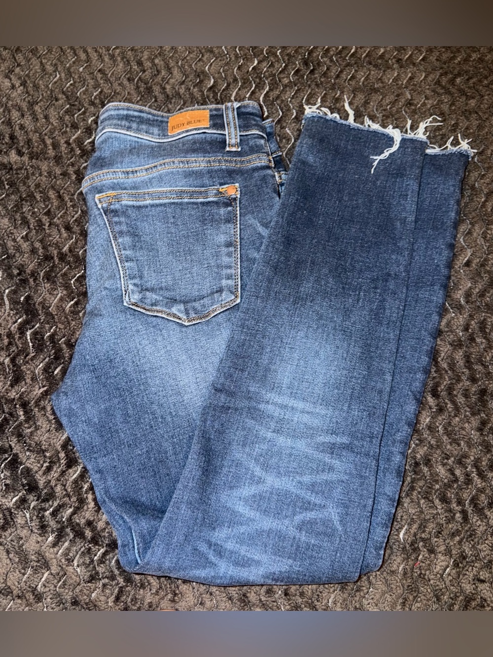 Judy Blue Women's Medium Blue Straight Leg Jeans with Frayed Hem